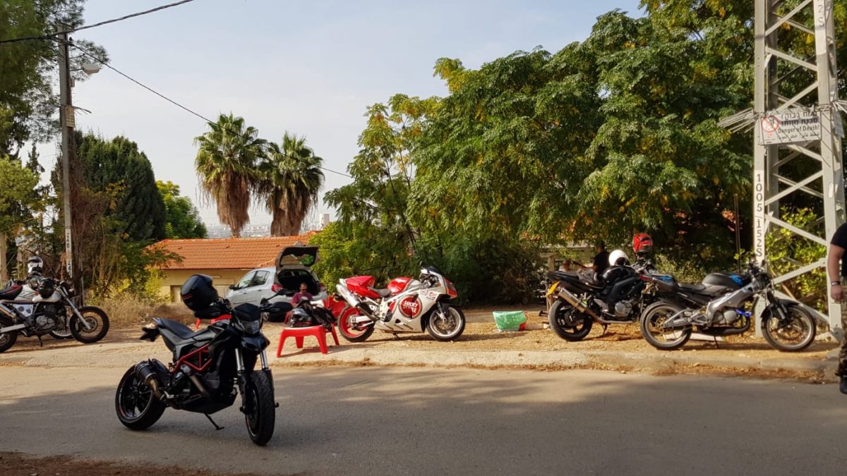 צביעת אופנועים קסטום